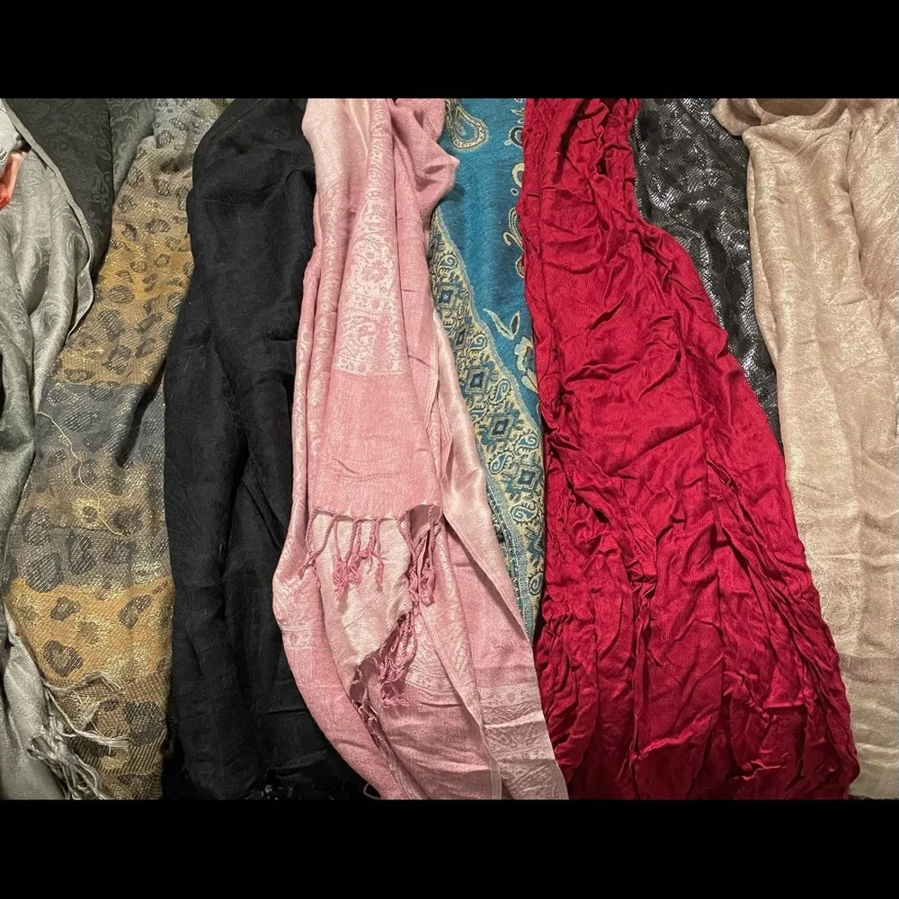 Scarf bundle - Picture 1 of 4
